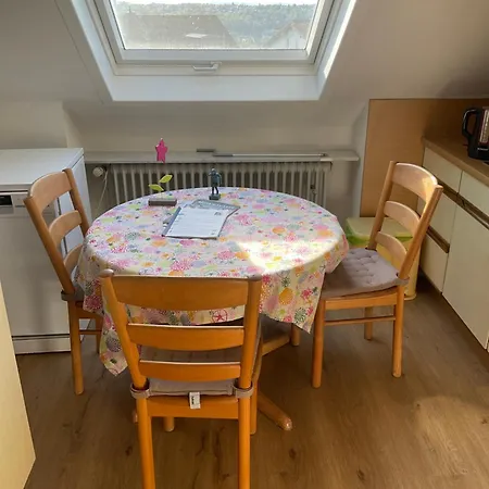 2 Dg-wohnung - Beautiful 2-room Attic Appartement Coblence
